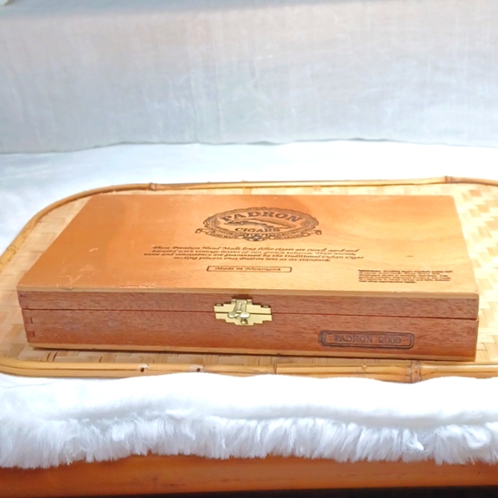 Padron  Nigaragua  Cigar Box Jewelry Vintage Brass Hardware